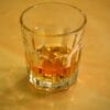 Un vaso de Whisky para el Día Mundial Sin Alcohol. Fuente: Wikipedia. AUtor: Guinnog