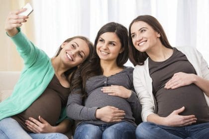 Un estudio confirma que las mujeres del entorno de una embarazada tienen más posibilidades de quedarse encintas