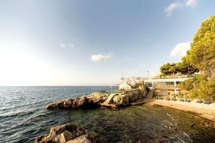 Guía del viajero para descubrir las mejores calas de Mallorca en el Día del Turismo
