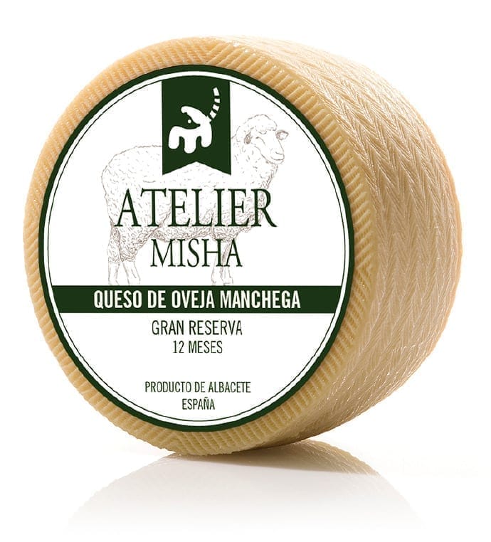 Las razones por las que se debe tomar queso de oveja según Atelier Misha