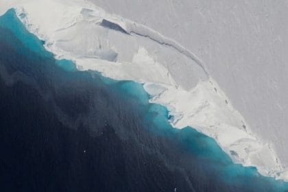 El glaciar Thwaites. Image Credits: NASA/OIB/Jeremy Harbeck