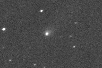 El cometa C/2019 Q4 captado por el Telescopio Canadá-Francia-Hawai situado en la Isla Grande de Hawai el 10 de Septiembre de 2019. Crédito de la imagen: Telescopio Canadá-Francia-Hawái