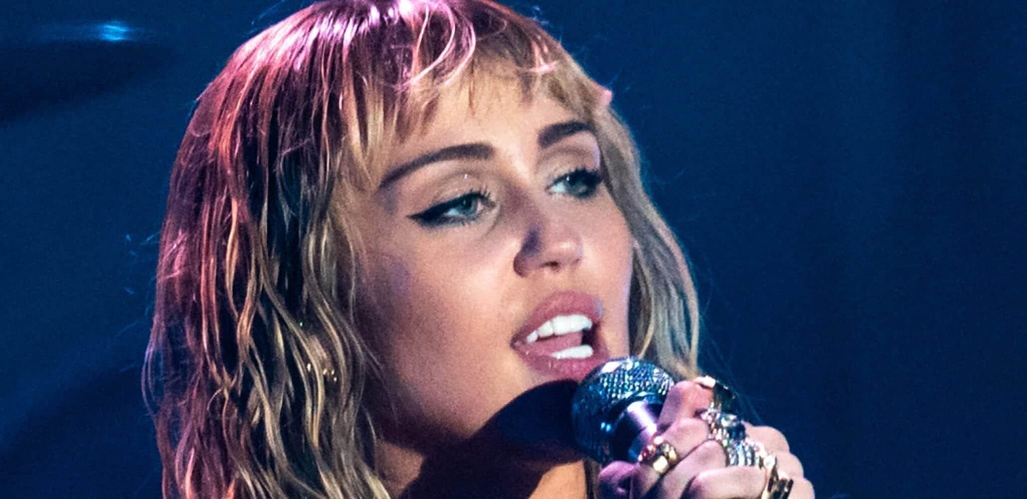 Miley Cyrus: Famosos Nacidos Hoy, 23 de Noviembre