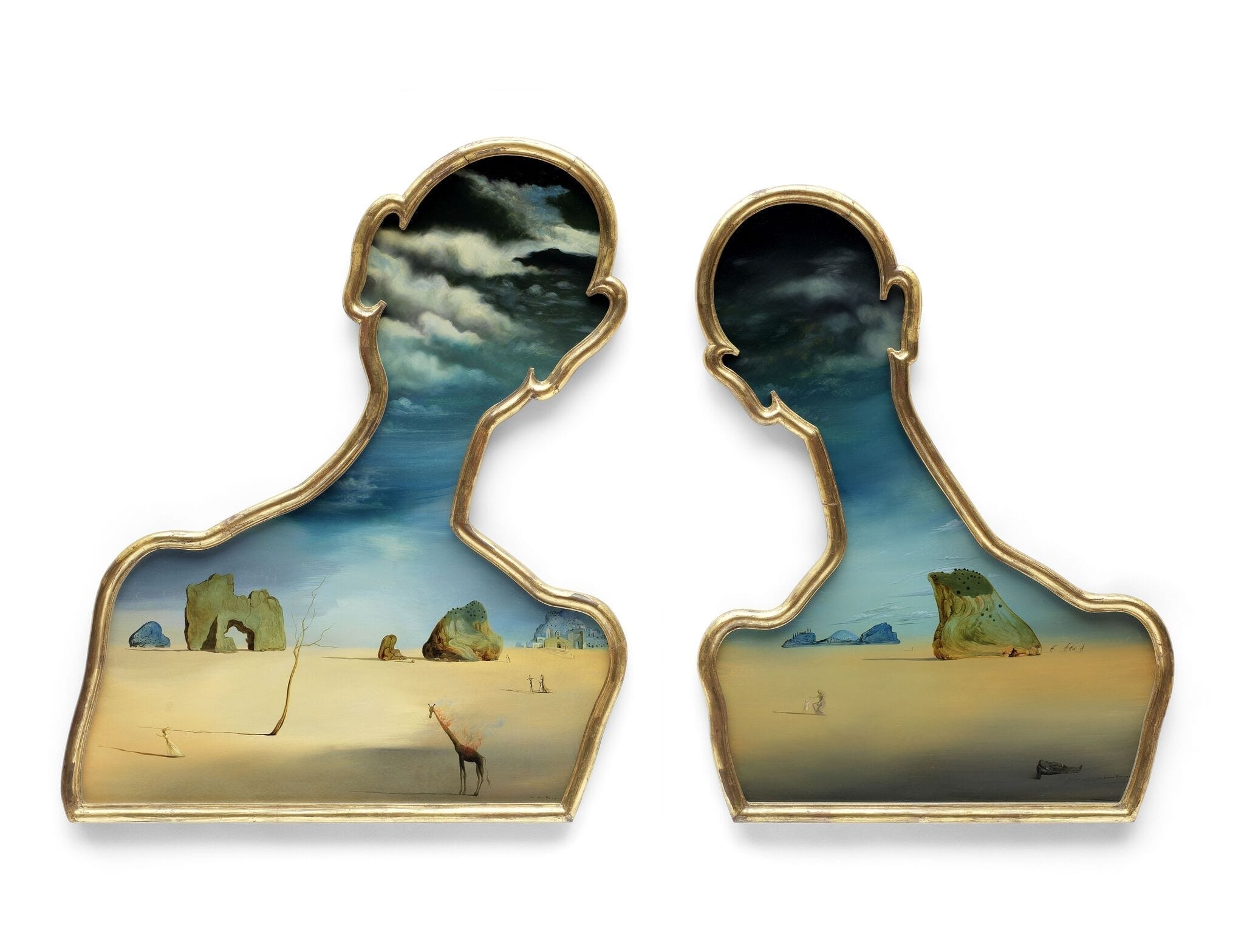 © Bonhams Salvador Dalí (1904-1989), Couple aux têtes pleines de nuages (1937) Estimación: £7,000,000 – 10,000,000. 92.5 x 72.5 cm (imagen a la izquierda) 90 x 70.5 cm (imagen a la derecha)