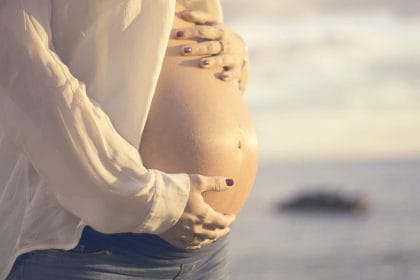 La Hormona de Crecimiento Mejora la Fertilidad en Mujeres Jóvenes