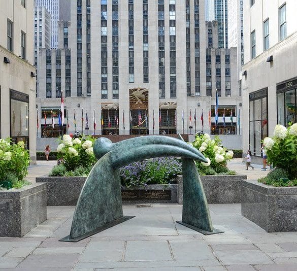 Inside Job, 2019. Bronze, 63 x 104 3/8 x 85 1/16 inches (160 x 265 x 216 cm). In Frieze Sculpture. Installation view, 2020. Rockefeller Center, New York. Photo: Casey Kelbaugh