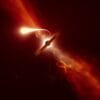Representación artística de una estrella con efecto de disrupción de marea provocado por un agujero negro supermasivo. Image Credit: ESO/M. Kornmesser