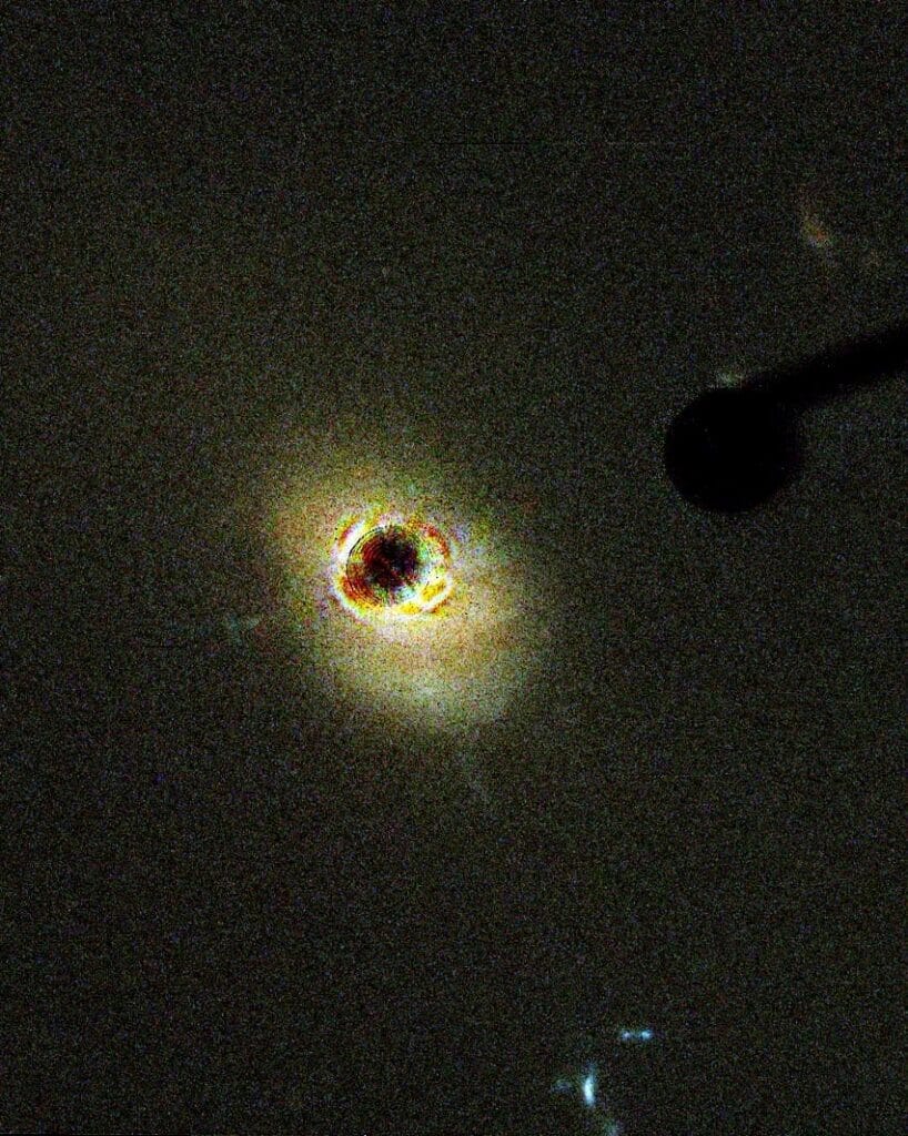 Quasars: 3C 273.