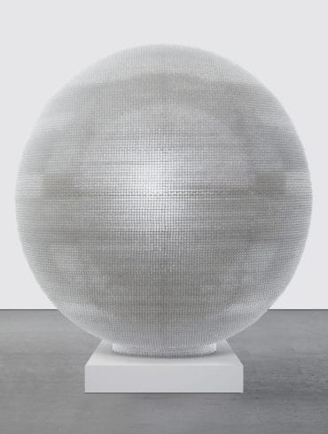 Tara Donovan, Sphere, 2020 © Tara Donovan, courtesy of Pace Gallery