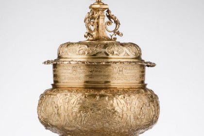 Hans Petzoldt Copa Imhoff hacia 1626 Núremberg, Alemania Plata sobredorada con relieves y adornos fundidos, 46,3 cm de altura Thyssen-Bornemisza Collections
