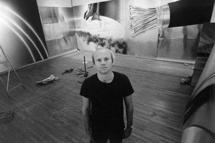 James Rosenquist installing Horse Blinders (1968–69), Wallraf-Richartz-Museum, Cologne, 1972. Photo by Wolf P. Prange. Artwork © 2021 James Rosenquist Foundation / Licensed by Artists Rights Society (ARS), NY. Used by permission. All rights reserved.