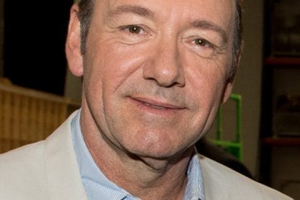 Kevin Spacey. By Maryland GovPics - Governor Tours the House of Cards Set, CC BY 2.0, https://commons.wikimedia.org/w/index.php?curid=113615612