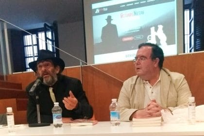 Los escritores José Manuel Cruz y Javier García-Pelayo en el Festival Octubre Negro en Madrid
