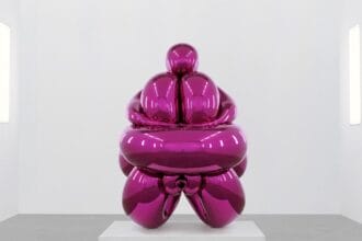 Jeff Koons, Balloon Venus Hohlen Fels (Magenta), 2013-2019 © Jeff Koons