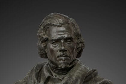 Stuart Lochhead Sculpture