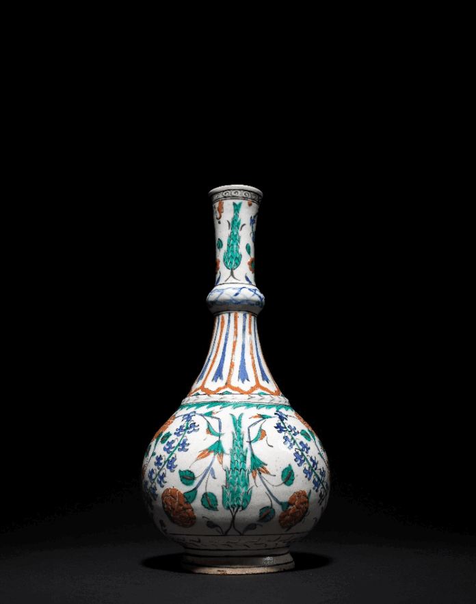An important Iznik pottery water bottle (surahi) Turkey, circa 1575. Estimate: £100,000-200,000