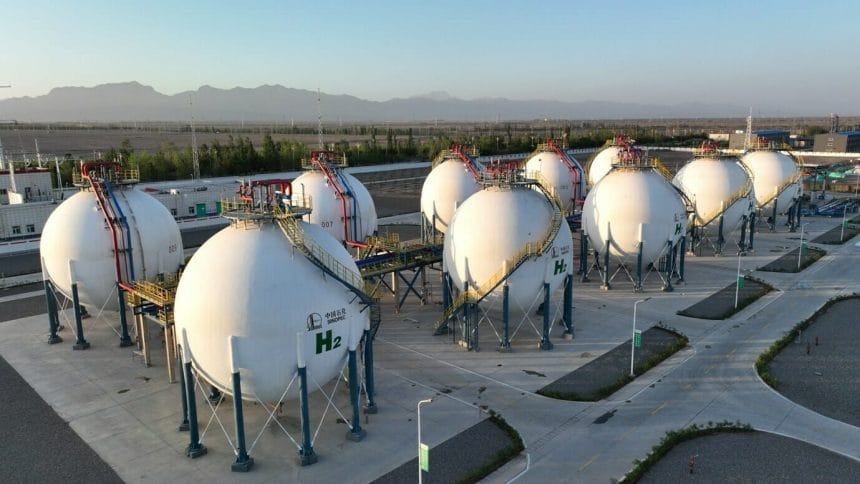 El proyecto piloto de hidrógeno verde de Sinopec en Kuqa, Xinjiang, entra en funcionamiento y lidera el desarrollo de hidrógeno verde en China
