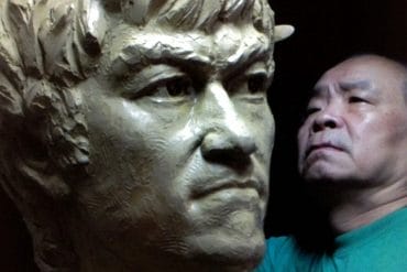 Hong Kong Tourism Board Never Before Seen Bruce Lee Statue to be