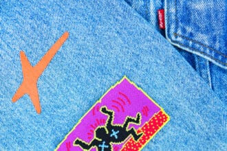 MNTGE Patch of KEITH HARING (1958-1990), Untitled #2 (April 16, 1987) © Keith Haring Foundation