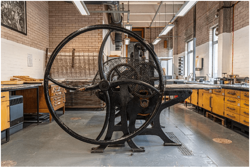 Flatbed printing press, Wolverhampton School of Art. Photo by Tod Jones. Image courtesy Ikon.